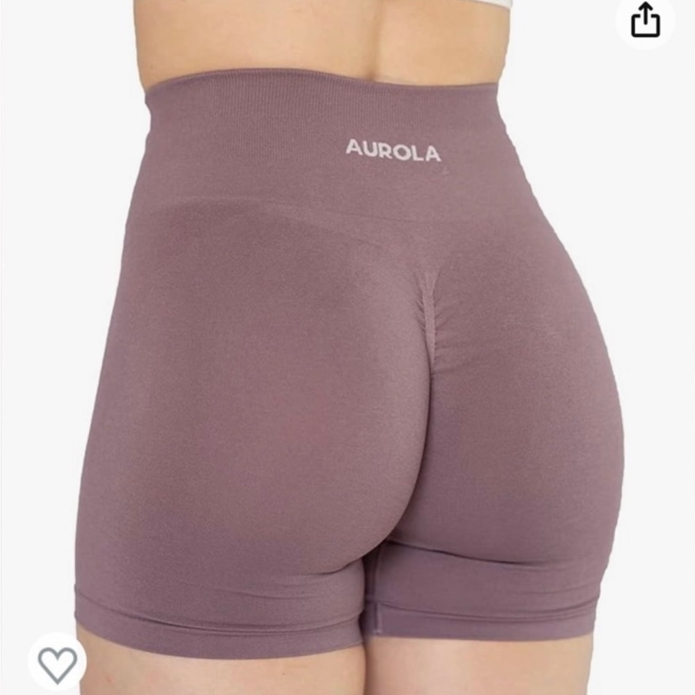AUROLA Shorts Size Medium